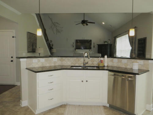 BREAKFAST BAR